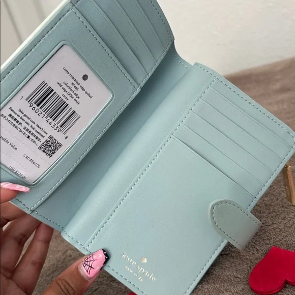 NWT Kate Spade Light Blue Quilted Wallet - Picture 3 of 6